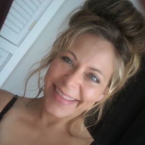 Meet your Posher, Cynthia